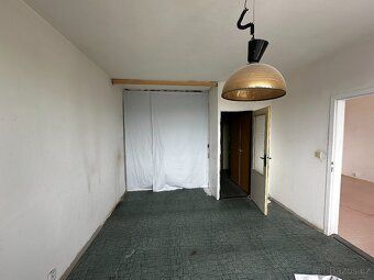 Prodej bytu 1+1 – Severní Terasa, klidná lokalita.
Nabízíme 
