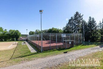 Pozemek, kde si můžete vytvořit domov jako v kanadské divoči