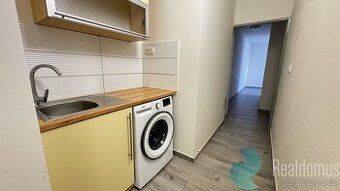 REALDOMUS vám exkluzivně zprostředkuje pronájem bytu č.8 o d