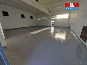 Prodej zděného skladu s celkovou plochou 150 m2 v uzavřeném 