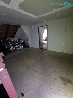 Nabízíme k prodeji komerční objekt 288 m2 na pozemku 1782 m2