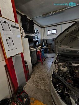 Nabízíme k prodeji komerční objekt 288 m2 na pozemku 1782 m2
