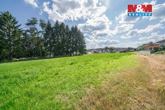 Na tomto pozemku pouhých 20 km od města Chebu a 1 km od hran