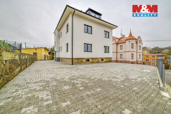 Hledáte prostorný rodinný dům vhodný pro vícegenerační bydle