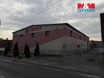 Nabízíme pronájem haly v centru obce Bohumín - Pudlov. Tyto 