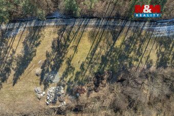 Nabízíme Vám prodej plochy o celkové výměře 1762 m² v klidné