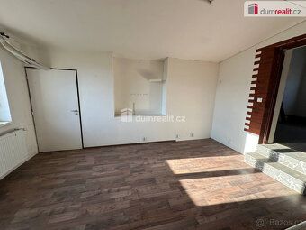 Cena včetně právního servisu a provize RK., Nabízíme k prode
