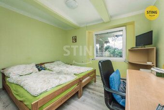 Nabízíme k prodeji rodinný dům o dispozici 5+1 v klidné obci