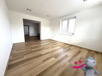 Ev.č. 58836 Nabízíme vám k pronájmu byt 2+kk situovaný v Kra