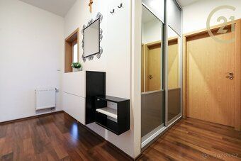 Hledáte klidné bydlení s krásnými výhledy a zároveň skvělou 