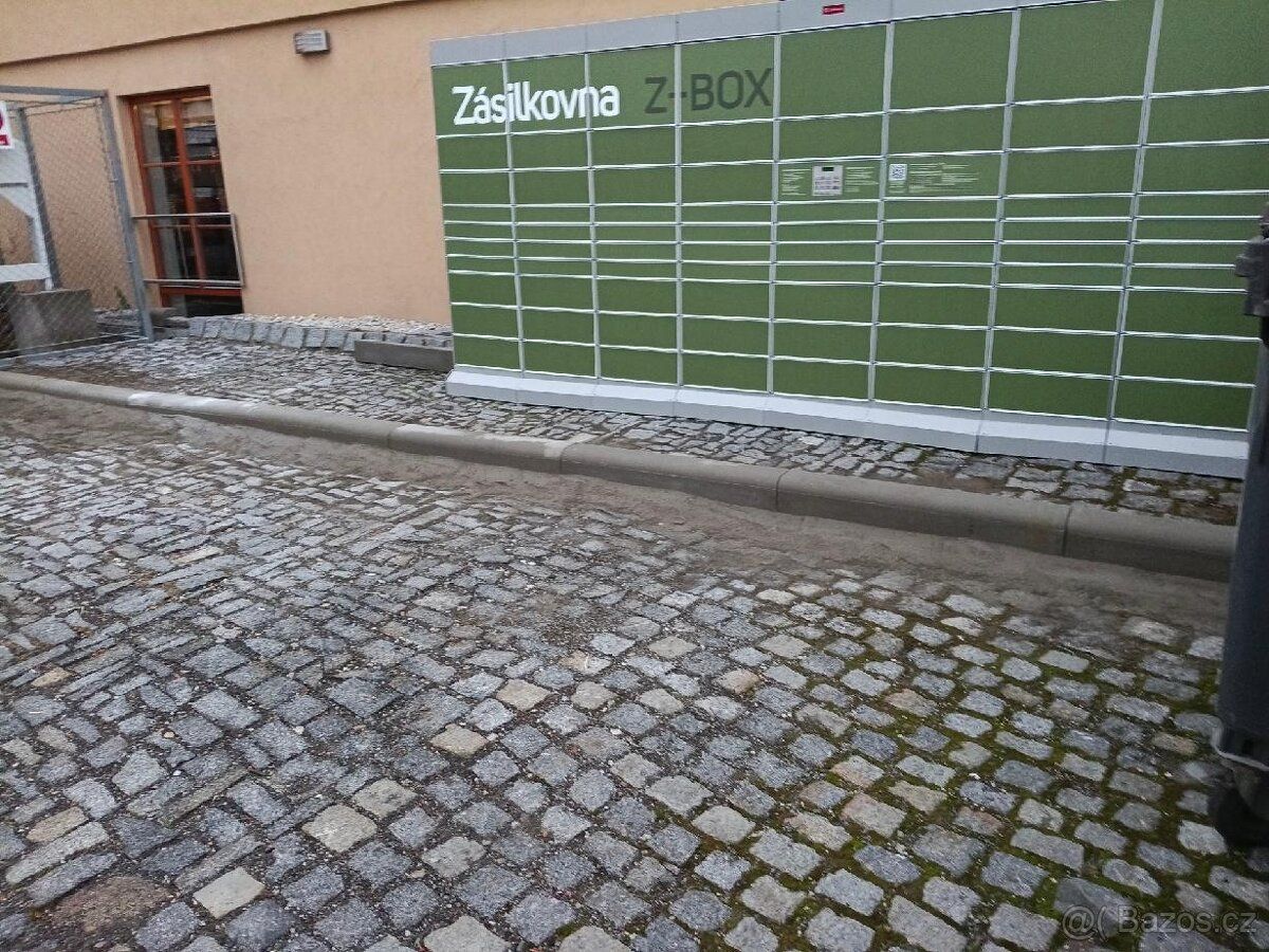 Pronájem místa vhodný na Parcel BOX . Místo - centrum města 