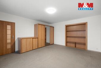 Nabízíme k prodeji světlý byt 2+kk o užitné ploše 55 m² ve v