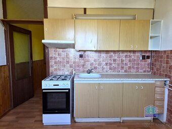 Ev.č. H60/26 Nabízíme Vám ke koupi byt 2+1 s lodžií, který s