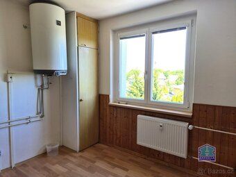 Ev.č. H60/26 Nabízíme Vám ke koupi byt 2+1 s lodžií, který s