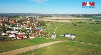 Nabízíme k prodeji atraktivní pozemek o výměře 815 m², ideál