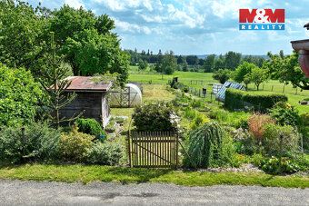 Tady nekupujete jen 1 177 m² půdy. Tady kupujete místo, kde 