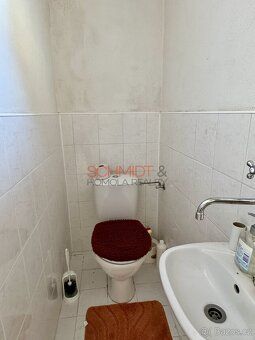 Nabízíme k prodeji rodinný dům o dispozici 3+1 se zahradou, 