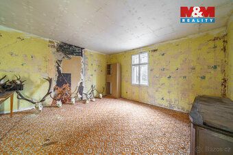 Prodej rodinného domu 5+1 se sklepem a garáží – Horní Luby. 