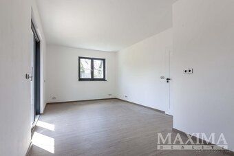 Nabízíme k prodeji novostavbu moderního rodinného domu o dis