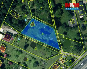 Nabízíme k prodeji atraktivní pozemek o výměře 1 945 m² v ob