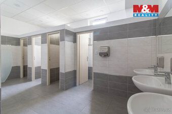 Nabízíme k pronájmu kancelářský prostor nacházející se v kan