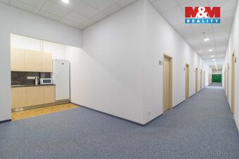 Nabízíme k pronájmu kancelářský prostor nacházející se v kan