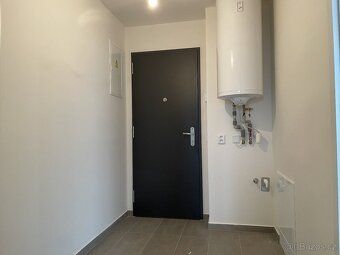 Nabízíme k pronájmu moderní 2+kk byt v novostavbě o ploše 54