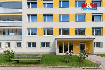 Nabízíme k pronájmu byt 3+1 o celkové ploše 72 m2 v 1. patře