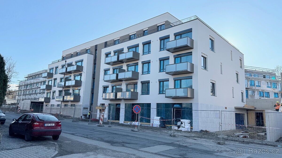 Nabízím k prodeji exkluzivní družstevní byt o dispozici 2+kk