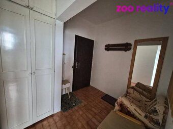 Nabízíme k prodeji světlý a útulný byt v oblíbené lokalitě s