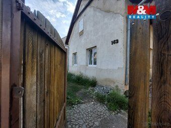K prodeji samostatně stojící rodinný dům v klidné části měst