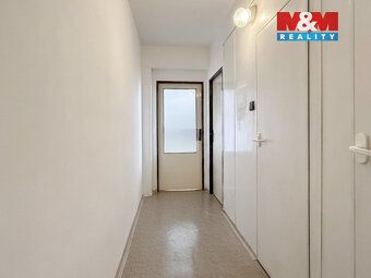 Hledáte bydlení, které kombinuje klid lázeňského města s výb