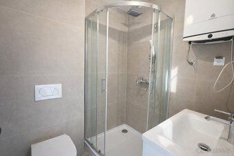 HR-reality vám ponúka na predaj moderný priestranný apartmán