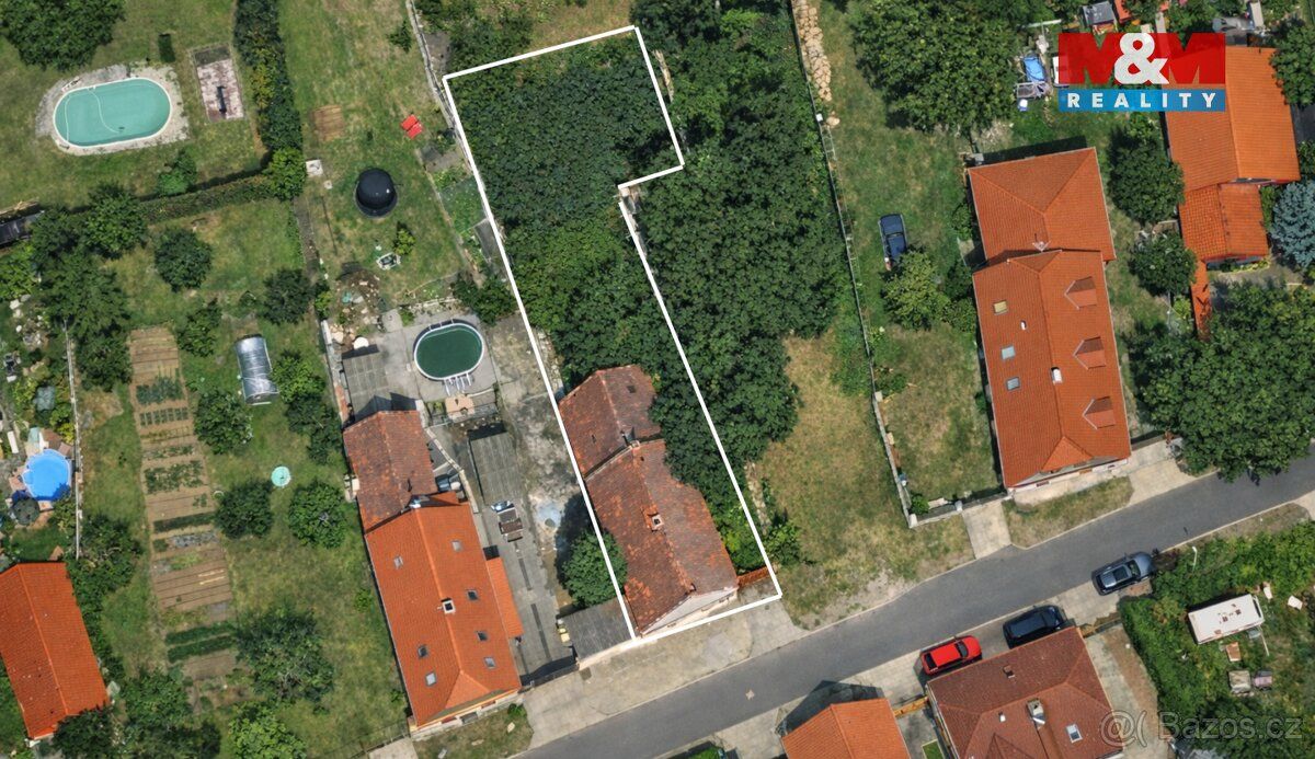 Nabízíme k prodeji samostatně stojící rodinný dům v malebné 