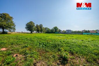 Prodej pozemku k bydlení o rozloze 1151 m², nacházející se n