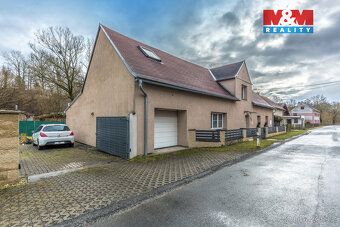 Prostorný rodinný dům s užitnou plochou 190 m2 v obci Pertol
