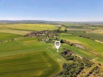 Hledáte místo pro výstavbu rodinného domu v klidném prostřed