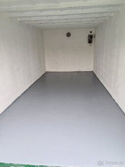 Nabízíme k pronájmu suchou zděnou udržovanou řadovou garáž v