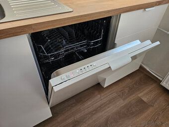 Představujeme Vám tento byt k dlouhodobému pronájmu v klidné