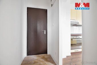 Nabízím Vám ke koupi byt o dispozici 1+1 v cihlovém domě v B