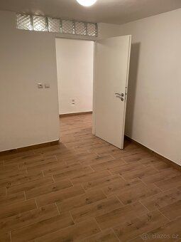 Pronájmu dlouhodobě nebytový sklepní prostor - České Budějov