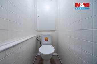 Hledáte prostorné a světlé bydlení v klidné části Prahy s vý