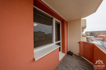 Naše realitní kancelář Vám nabízí k pronájmu byt o dispozici