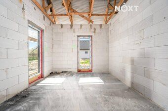 Prodej rodinného domu 4+kk, 127 m2, terasa, pozemek 820 m2, 