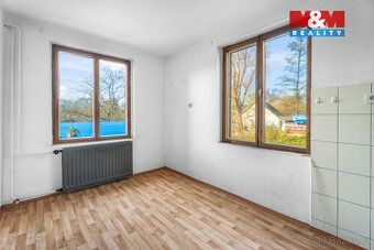 Prodej rodinného domu v klidné části obce Růžová u Děčína, z