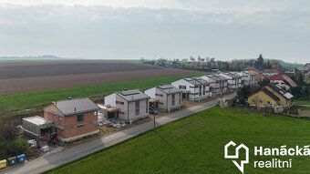 Hledáte nízkoenergetickou novostavbu rodinného domu o dispoz