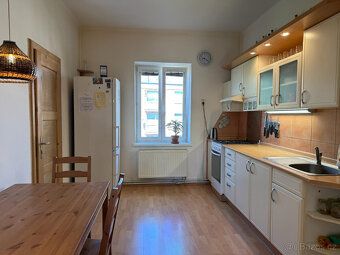 Nabízím k prodeji prostorný byt 3+1 o podlahové ploše 92 m² 