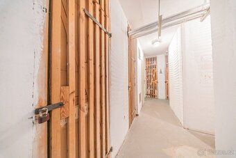 Prodej bytu 2+kk, 45 m², který se nachází v 8NP - posledním 