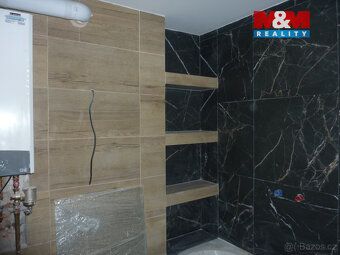 Nabízíme k prodeji prostorný nadstandardní byt 3+1 o užitné 