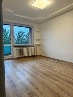 Prodej 3+1, 71m², 2 balkony, velká garáž v domě – Pardubice,